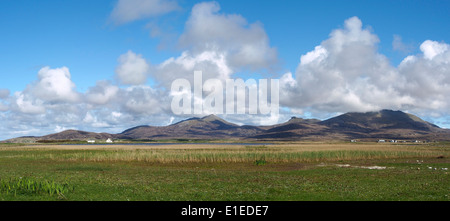 Blick von Osten Richtung Berge von West Küste von South Uist, äußeren Hebriden, Schottland Stockfoto