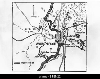 Propagandatext! Die Nazi-Nachrichten berichten auf der Rückseite des Bildes: 'Die Frontlinie auf der Brücke führt östlich des Flusses Don um Voronesch. Das Oberkommando der Wehrmacht hat diese Karte der Frontlinie bei Voronezh veröffentlicht. " Picture from the Eastern Front/Russia, veröffentlicht am 22. Juli 1942. (Qualitätsmängel aufgrund der historischen Bildkopie) Fotoarchiv für Zeitgeschichtee – KEIN KABELDIENST – Stockfoto