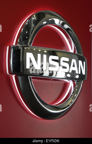 Nissan-Logo auf der AMI - Auto Mobil International Fachmesse am 1. Juni 2014 in Leipzig, Deutschland Stockfoto