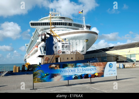 Bridgetown Barbados Karibik Kreuzfahrten P & O Ventura kleine Antillen Stockfoto