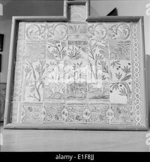 Das Museu Carlos Machado in Ponta Delgada, Azoren, ist ein Museum, das das kulturelle und historische Erbe der Azoren zeigt. Es enthält bedeutende Sammlungen von Artefakten, darunter Fliesen (Azulejos) und historische Gegenstände, die mit der Geschichte der Region zusammenhängen. Stockfoto