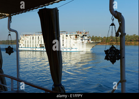 Ägypten, Kreuzfahrt auf dem Nil zwischen Luxor und Assuan mit Dahabieh Art des Bootes, das Lazuli Stockfoto