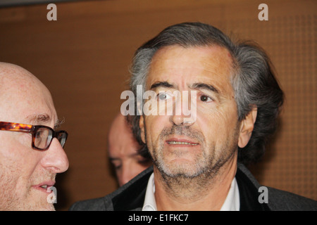 Bernard Henri Levy, französischer Philosoph und Schriftsteller, während des Prozesses der Karikaturist Sine, Lyon, Rhone, Rhone-Alpes, Frankreich Stockfoto
