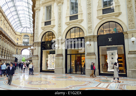 Louis Vuitton-Store in der Galleria Vittorio Emanuele in Mailand, Italien Stockfoto