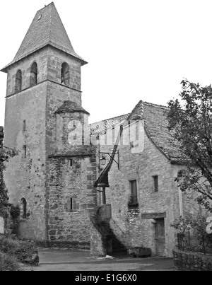 Ein Glockenturm in Loubressac, schönsten Dörfer Frankreichs Stockfoto