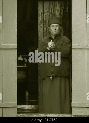 Der Hauptmönch an das Ghoom Yiga Choeling Kloster, Darjeeling, Westbengalen, Indien Stockfoto