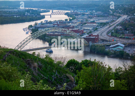 Skyline von Pittsburgh PA Stockfoto