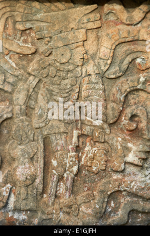 Mexiko, Yucatan-Zustand, archäologische Stätte Chichen Itza, Weltkulturerbe der UNESCO, Maya-Ruinen, Stein relief Stockfoto