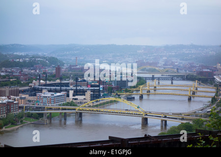 Skyline von Pittsburgh PA Stockfoto
