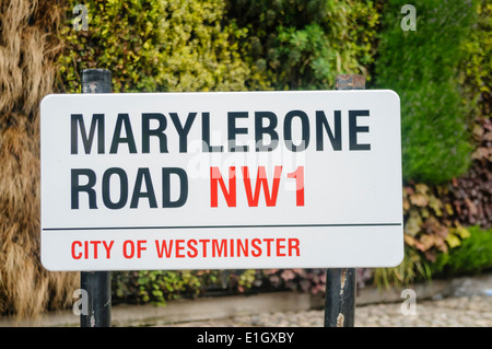 Verkehrszeichen für Marylebone Road, City of Westminster, London Stockfoto