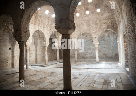 Banos Arabes, historischen arabischen Bädern, elften Jahrhundert maurischen Bäder, Carrera del Darro, Granada, Spanien Stockfoto