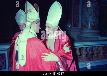 Papa Paolo VI und Joseph Ratzinger Stockfoto