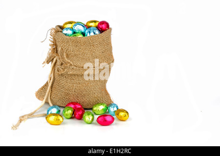 Tasche voller Schokolade Ostereier Stockfoto