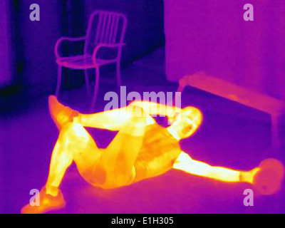 Wärmebild eines jungen Mann in der Ausbildung. Die Abbildungen zeigen die Wärmeentwicklung durch die Muskeln Stockfoto