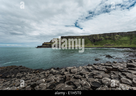 Ansicht der Giants Causeway, Bushmills, County Antrim, Nordirland, Vereinigtes Königreich Stockfoto