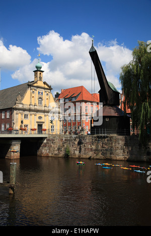 Alte Holz Kran- und Kaufhaus, Wasserviertel, Lüneburg, Lüneburg, Niedersachsen, Deutschland, Europa Stockfoto