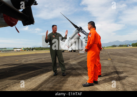 U. S. Marine Generalmajor Joshua T. Fraser, Operationsoffizier für Marine Medium Tiltrotor Geschwader 265, Marine Aircraft Gruppe 36, 1. Stockfoto