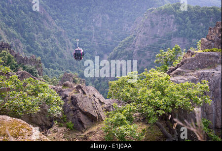 Thale, Deutschland. 4. Juni 2014. Das Bode-Tal-Gondelbahn in Thale, Deutschland, 4. Juni 2014. Foto: DANIEL NAUPOLD/Dpa/Alamy Live News Stockfoto