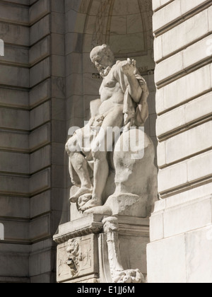 Wahrheit aus Marmor Figur, Stephen A. Schwarzman Building, NYPL, NYC Stockfoto