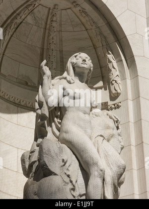 Schönheit aus Marmor Figur, Stephen A. Schwarzman Building, NYPL, NYC Stockfoto