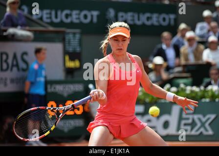 Roland Garros, Paris, Frankreich. 5. Juni 2014. Frech Open Tennis Championships. Maria Sharapova (Rus) im Vergleich zu Eugenie Bouchard (Can) Damen Halbfinale. Sharapova gewann das Spiel durch 4-6 7-5 6-2 ins Finale. Bildnachweis: Aktion Plus Sport/Alamy Live-Nachrichten Stockfoto