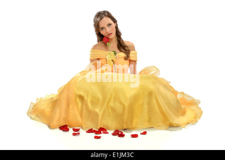 Porträt der jungen Frau, gekleidet in Prinzessin Kostüm isoliert auf weißem Hintergrund Stockfoto