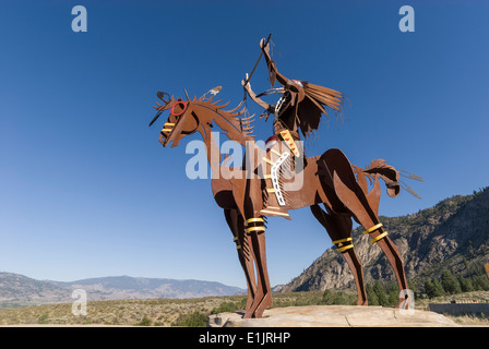 Elk203-1549 Kanada, British Columbia, Okanagan Valley, Osoyoos, Nk'Mip Wüste Kulturzentrum, Metall-Skulptur Stockfoto