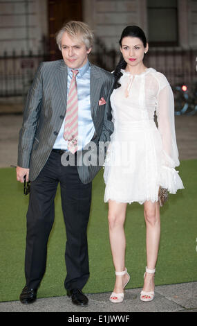 Nick Rhodes; Nefer Suvio an der Royal Academy of Arts Ausstellung Sommerfest am Royal Academy, Piccadilly, London, England am 4. Juni 2014 Foto von Brian Jordan Stockfoto