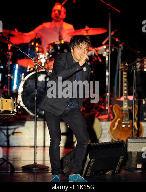 Toronto, Kanada. 5. Juni 2014. Englische Jazz-Pop-Sänger Jamie Cullum am Queen Elizabeth Theatre führt.  Bildnachweis: EXImages/Alamy Live-Nachrichten Stockfoto