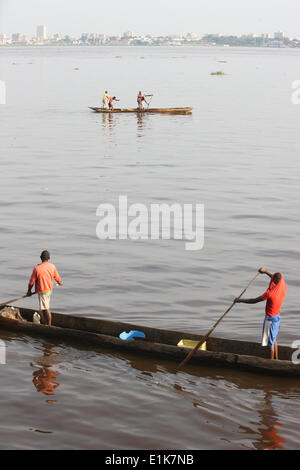 Fischer am Fluss Kongo Stockfoto