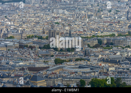 Luftaufnahme von Notre dam vom Tour Montparnasse in Paris, Frankreich Stockfoto
