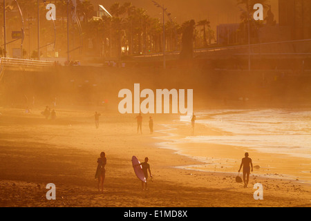 Sonnenuntergang-Serie von Las Canteras Strand in Las Palmas, Gran Canaria Stockfoto