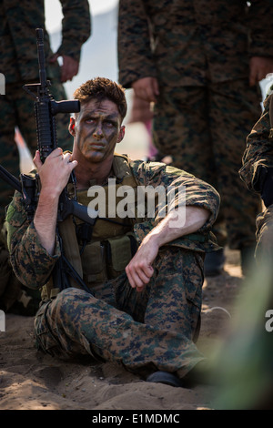 US Marine Corps CPL. Justin Federhofer, mit der 3. Reconnaissance Battalion, 3. Marineabteilung III Marine Expeditionary Stockfoto