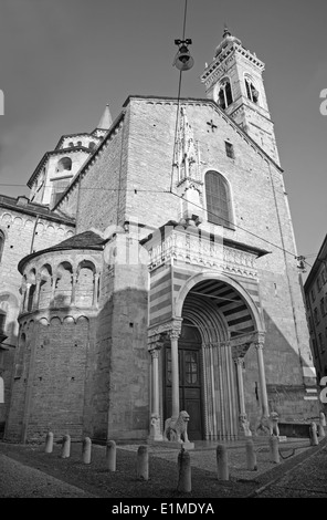 Bergamo - Kathedrale Santa Maria Maggiore im Morgenlicht Stockfoto