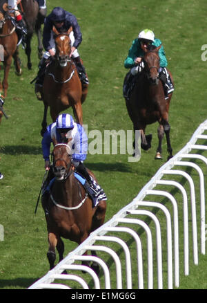 Epsom, UK. 6. Juni 2014. Taghrooda unter Paul Hanagan gewinnt die Investec Eichen während der Ladies Day von Epsom Derby Festival 2014. Bildnachweis: Aktion Plus Sport/Alamy Live-Nachrichten Stockfoto