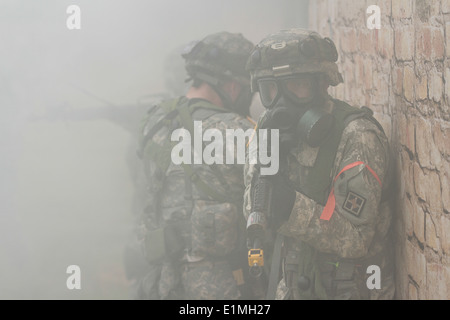 US-Soldaten mit den 44. Chemical Company, 2. Bataillon chemische 48. chemische Brigade, Sitz in Fort Hood, Texas prep Stockfoto