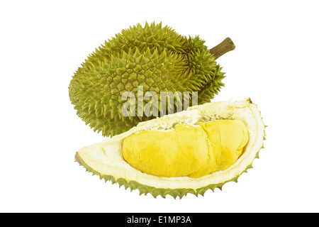 Durian, reif und teilweise mit Spitzen isoliert auf weißem Hintergrund. Stockfoto