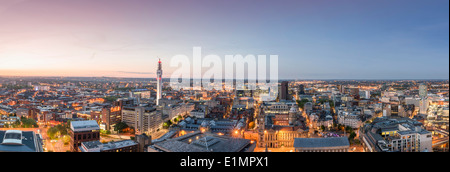 Eine Nacht-Blick auf das Stadtzentrum von Birmingham in der Nacht. Stockfoto