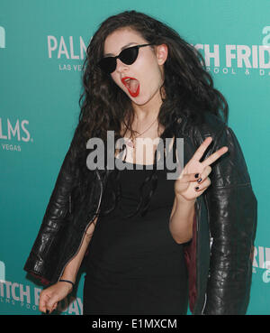 Las Vegas, Nevada, USA. 6. Juni 2014. Britische Singer/Songwriterin Charli XCX kommt am Graben freitags am 6. Juni 2014 im Palms Pool und Dayclub in Las Vegas, Nevada Credit durchführen: Marcel Thomas/ZUMAPRESS.com/Alamy Live News Stockfoto