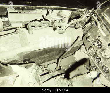 Die Messerschmitt ME 163 Komet war ein deutscher Raketenabfangjäger, der während des Zweiten Weltkriegs eingesetzt wurde und für seine Hochgeschwindigkeitsfähigkeiten bekannt war. Sie war eines der schnellsten Flugzeuge seiner Zeit, aber seine begrenzte Reichweite und sein komplexes Design behinderten seine Effektivität im Kampf. Stockfoto