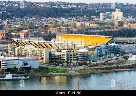 Heinz-Stadion und der Flüsse Allegheny und Ohio.  Pittsburgh, Pennsylvania Stockfoto