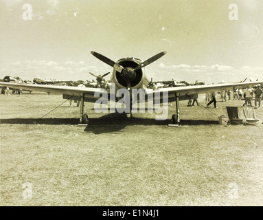 Die Percival P.56 Provost war ein britisches Militärtrainerflugzeug, das in den späten 1940er Jahren entwickelt wurde Er wurde für die Pilotenausbildung, insbesondere für die Royal Air Force, entwickelt und für fortgeschrittene Flugunterricht verwendet. Der P.56 war mit einem Tiefflügel-Monoplane-Design und einem Radialmotor ausgestattet, der gute Leistung für Trainingszwecke bot. Stockfoto