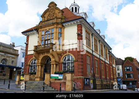 Rathaus Hauptstraße Marlborough Wiltshire UK Stockfoto