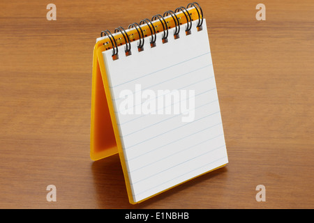 Offenen Notizblock auf den Tisch-Nahaufnahme Stockfoto
