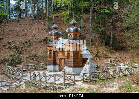Die russischen Holzkapelle gebaut von Kriegsgefangenen im ersten Weltkrieg, in der Nähe von Kranjska Gora, Slowenien Stockfoto