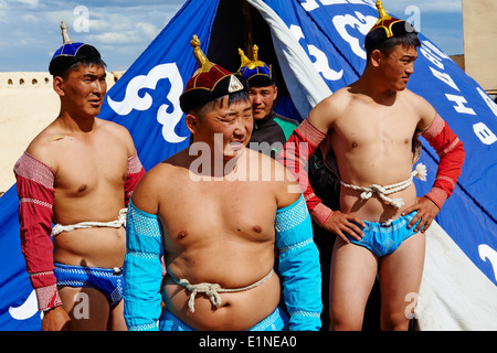 Mongolei, Ovorkhangai Provinz, Ondorshireet, das Naadam-fest, Wrestling Stockfoto