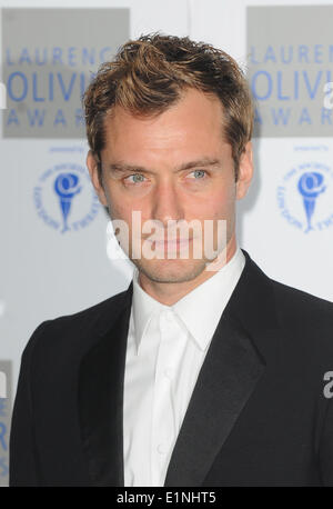 London, UK, UK. 21. März 2010. Jude Law besucht den Laurence Olivier Awards im The Grosvenor House Hotel. © Ferdaus Shamim/ZUMA Wire/ZUMAPRESS.com/Alamy Live-Nachrichten Stockfoto