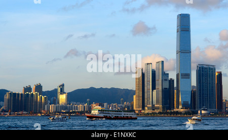 Die neue Skyline von Kowloon und Hong Kong höchstes Gebäude, das International Commerce Center ICC, Hong Kong, China. Stockfoto