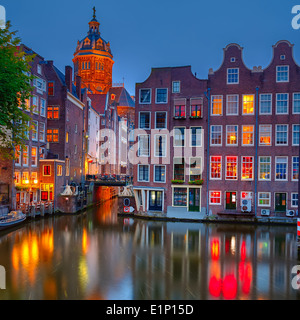 Amsterdam bei Nacht Stockfoto