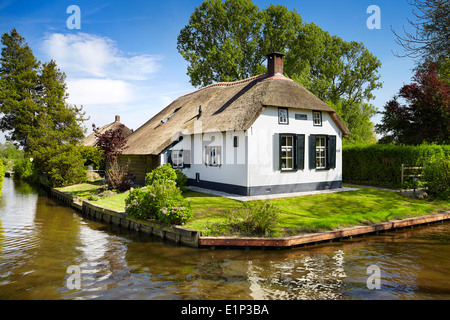 Giethoorn Kanäle Dorf - Holland Niederlande Stockfoto